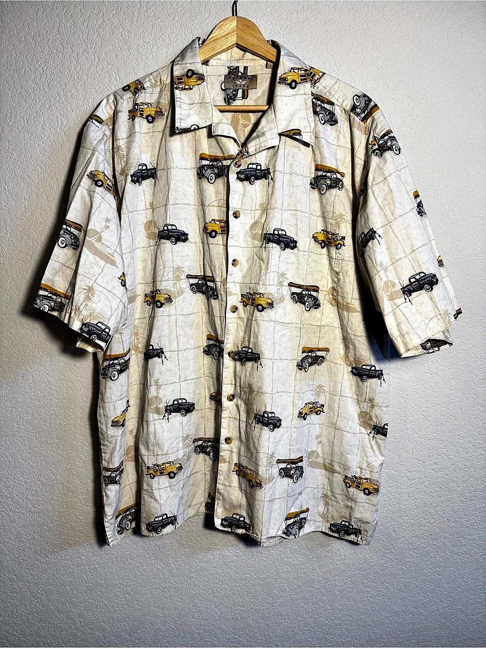 Natural Issue Vintage Classic Car Print Short Sleeve Button-Down Shirt Men's XLT